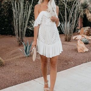 VICI BOUQUET TOSS OFF-THE-SHOULDER RUFFLE DRESS